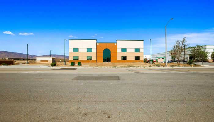 Warehouse Space for Sale at 40355 La Quinta Ln Palmdale, CA 93551 - #7