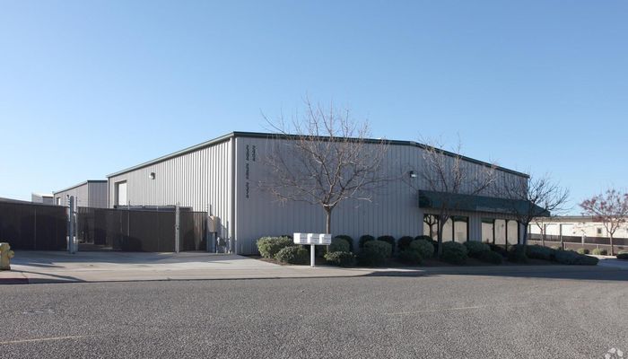 Warehouse Space for Rent at 2374-2404 Industrial Rowe Turlock, CA 95380 - #1