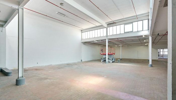 Warehouse Space for Rent at 6007 S St Andrews Pl Los Angeles, CA 90047 - #15