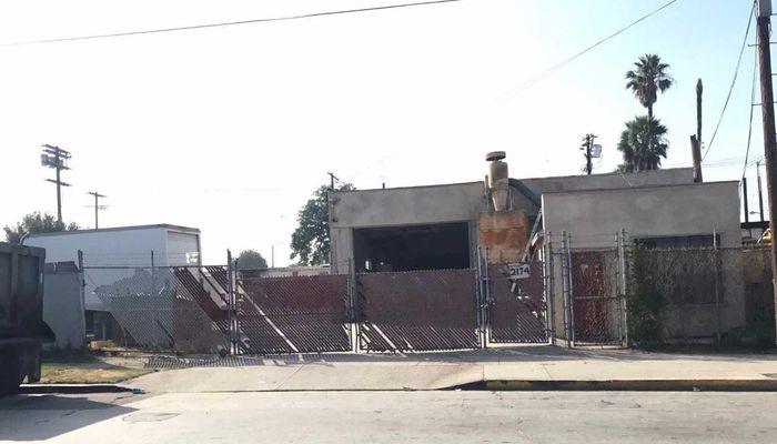 Warehouse Space for Sale at 2166-2170 Hyde Park Blvd Los Angeles, CA 90047 - #1