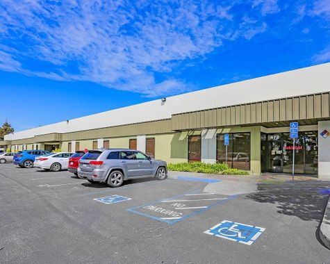 462-472 Vista Wy