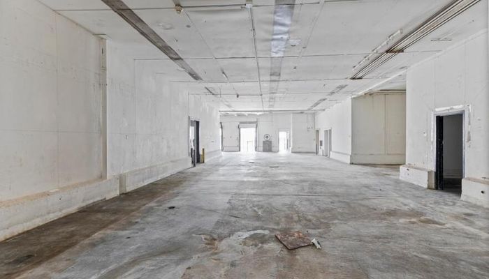 Warehouse Space for Rent at 410-420 E Beach Ave Inglewood, CA 90302 - #38