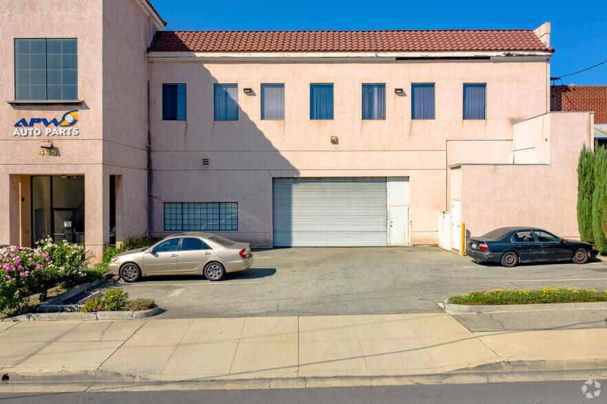 445-447 Madera St photo 4