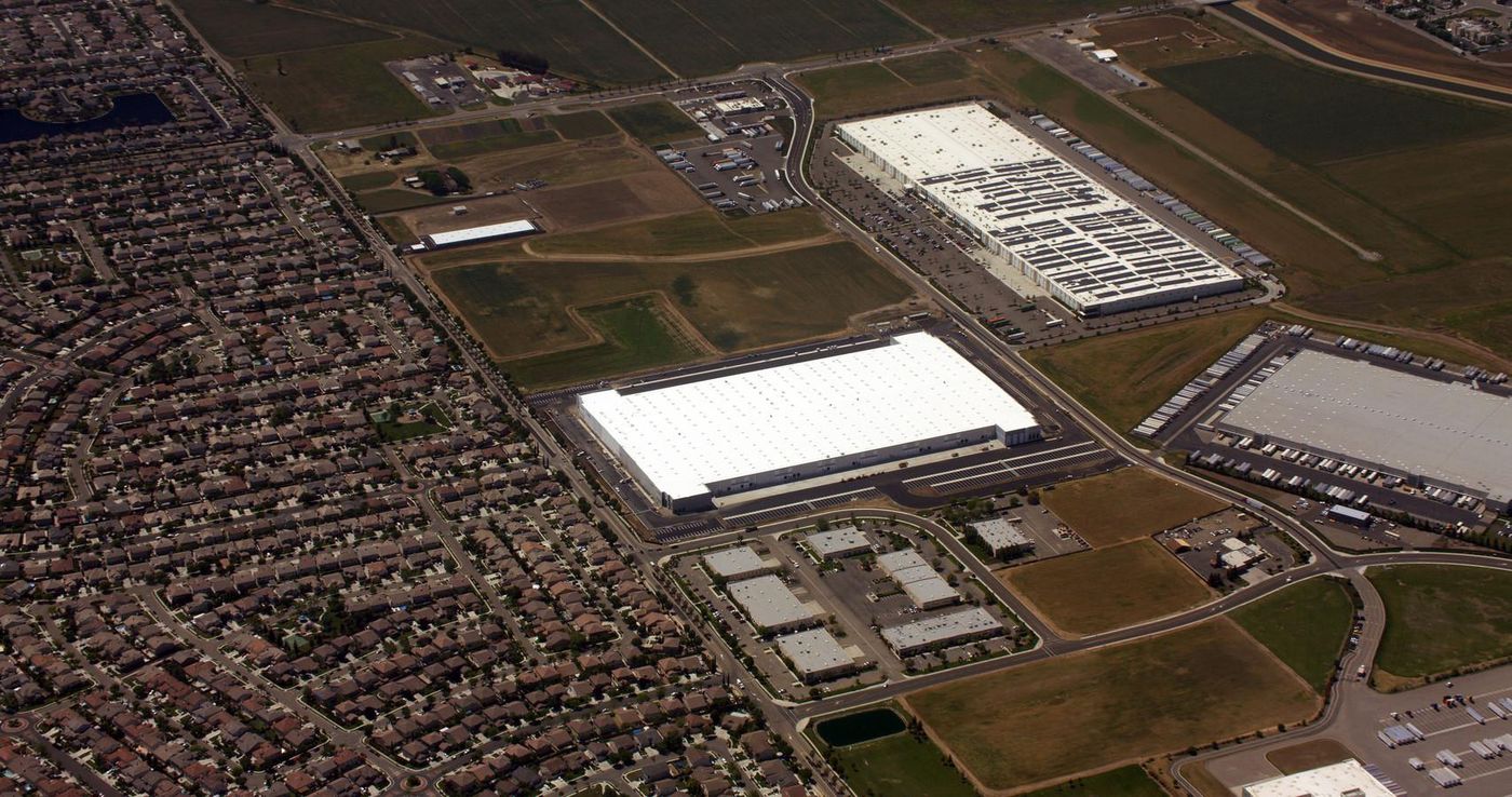 Pacific Distribution Center photo 4