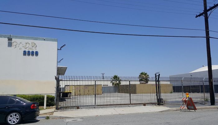 Warehouse Space for Rent at 2369 YATES AV Commerce, CA 90040 - #2