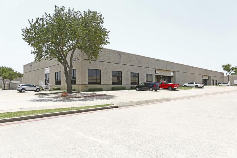 Richardson Distribution Center 1352-1366 Exchange Dr