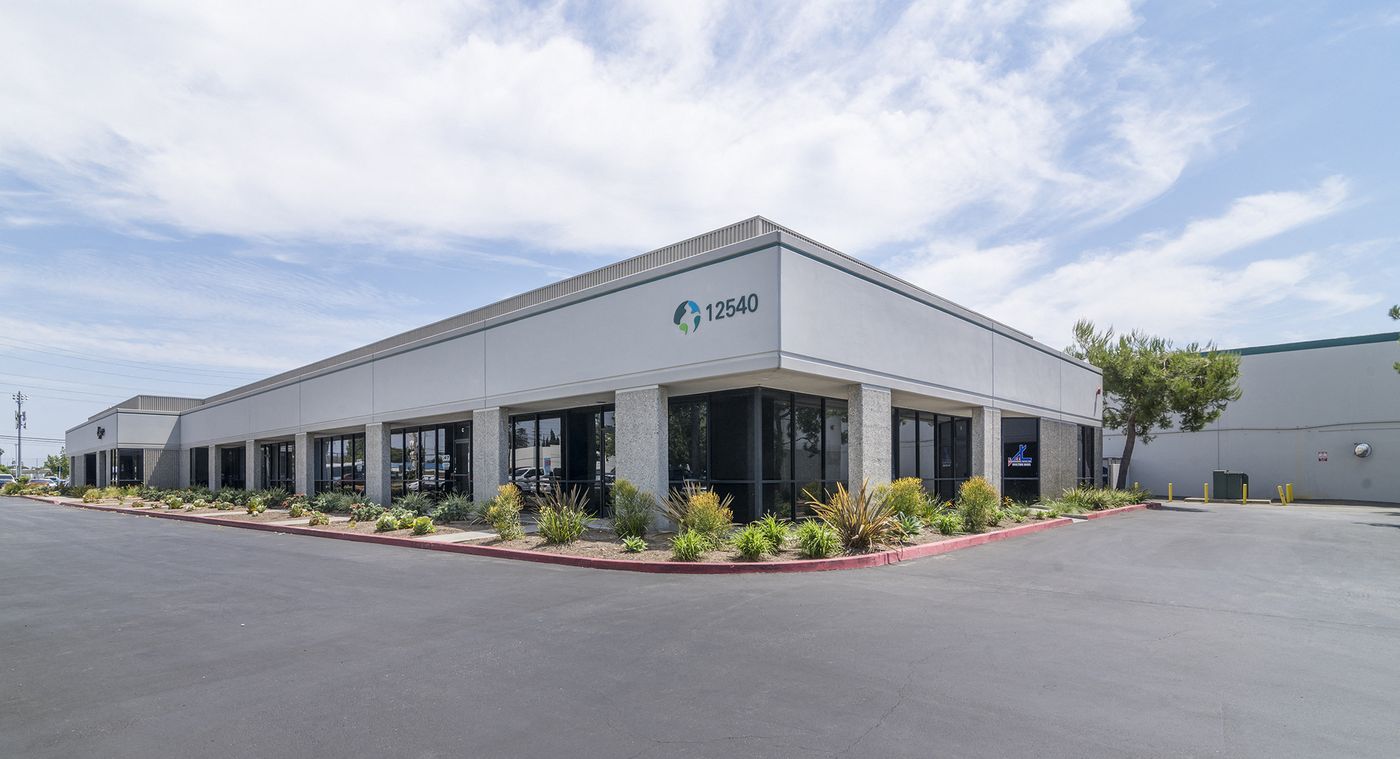 Prologis Slauson Distribution Center photo 1
