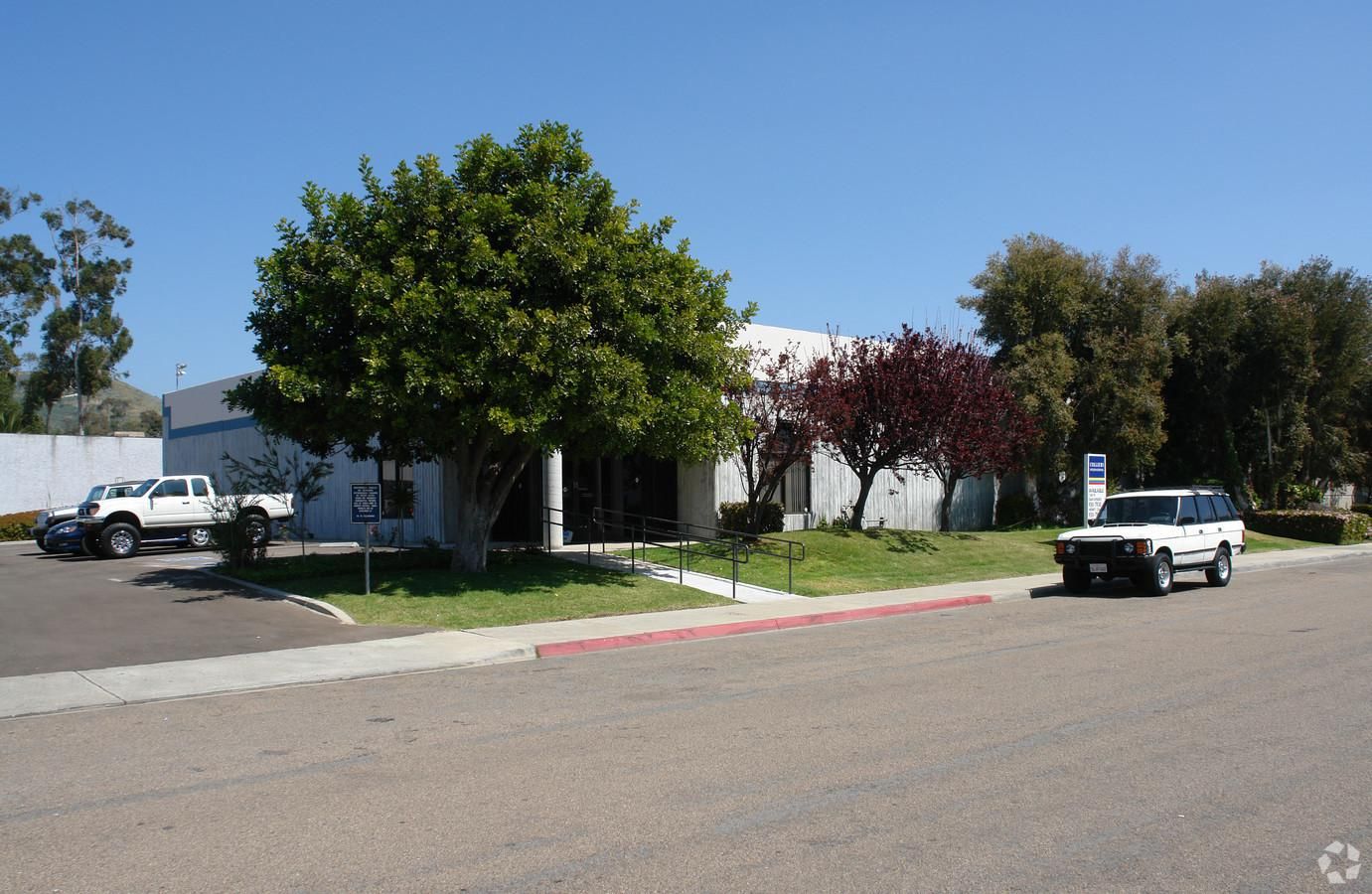 Industrial Property For Lease photo 1