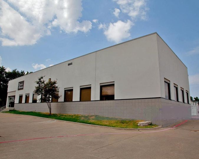 Summit Service Center