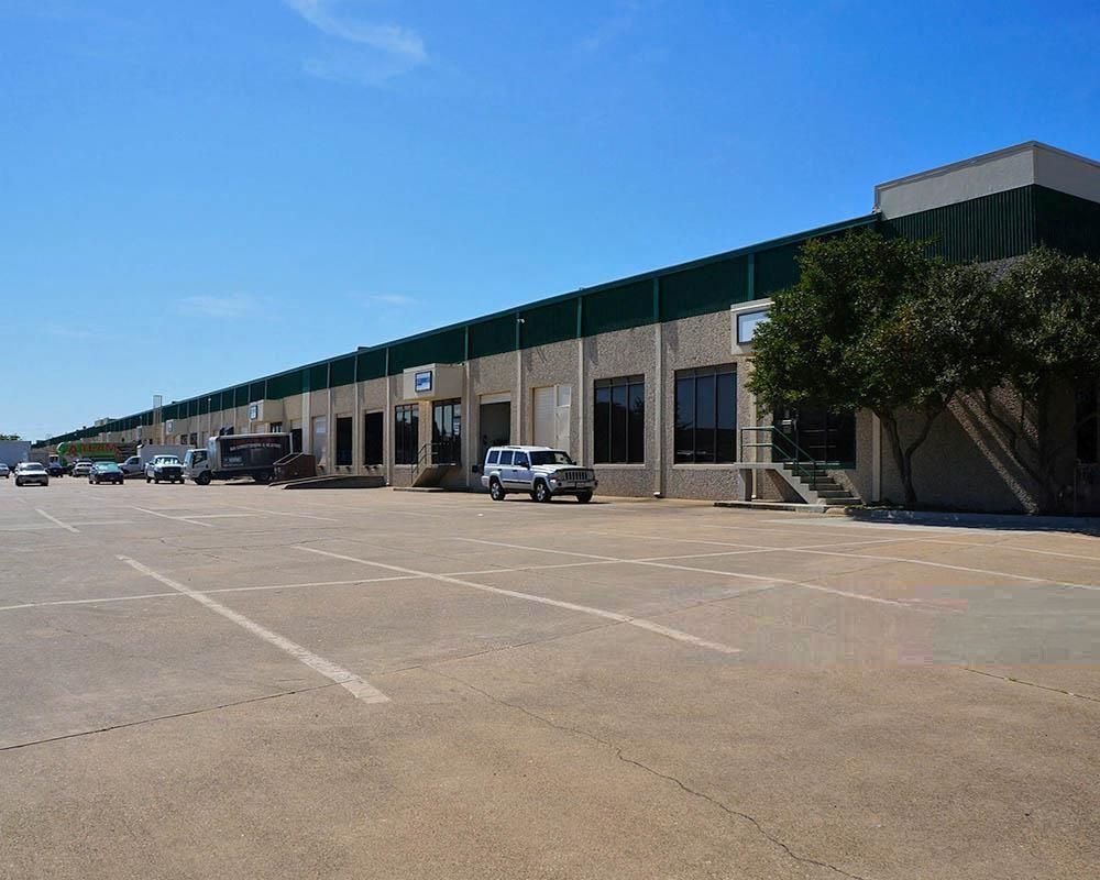 1201, 1207, 1251, 1301 & 1401 Exchange Drive photo 3
