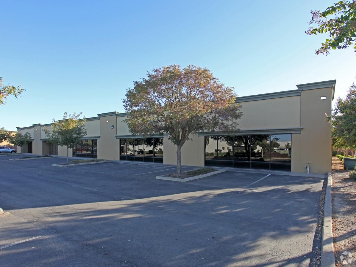 Industrial Property for Lease photo 1