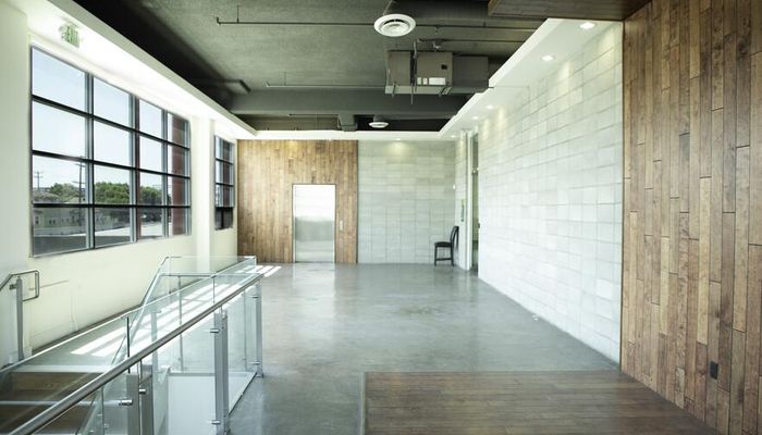 Warehouse Space for Rent at 2700 S Grand Ave Los Angeles, CA 90007 - #1