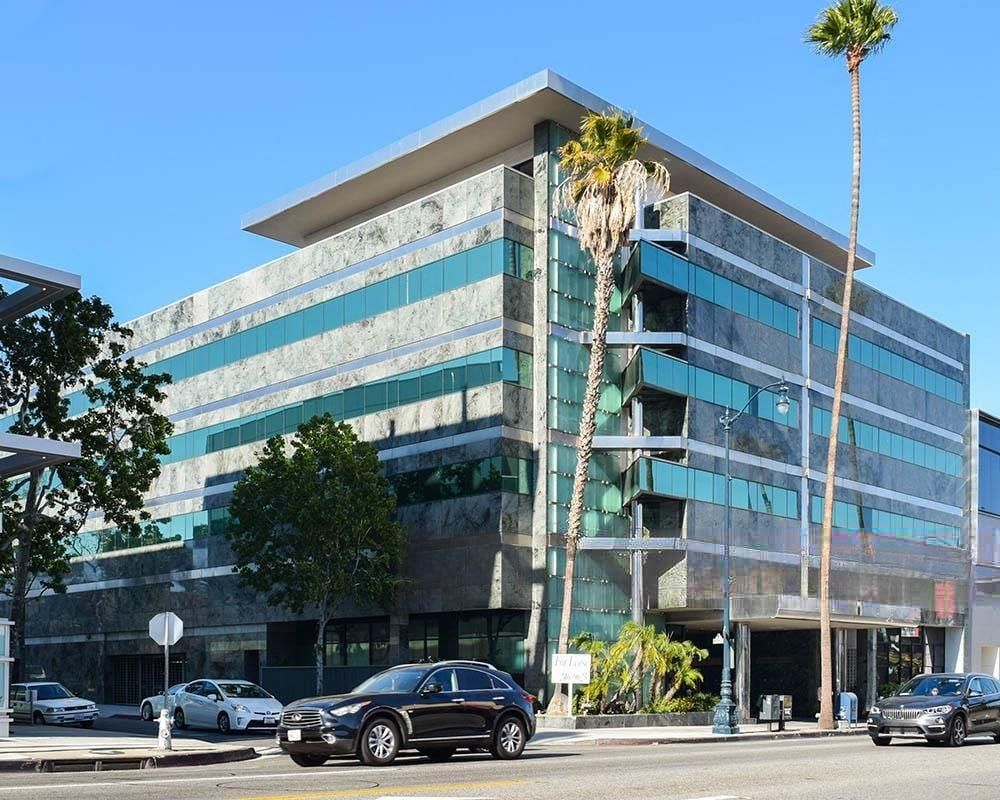 9025 Wilshire Blvd photo 2