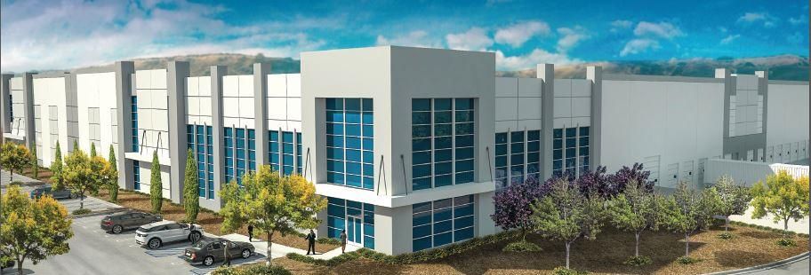 Redlands Gateway Logistics Center photo 1
