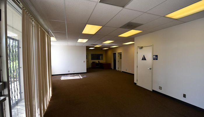 Warehouse Space for Rent at 13105 S Crenshaw Blvd Hawthorne, CA 90250 - #6