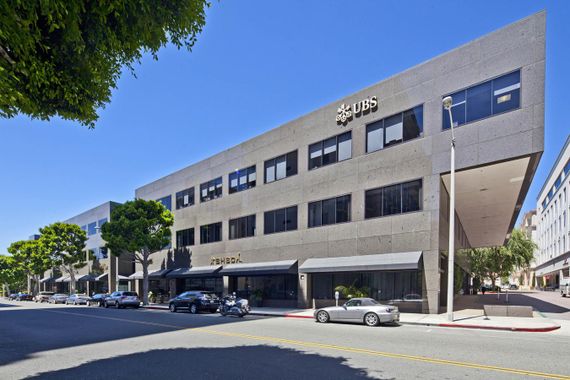 Wilshire Rodeo Plaza