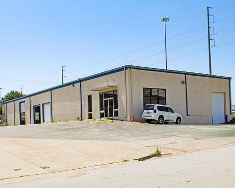 4001 Warehouse Row