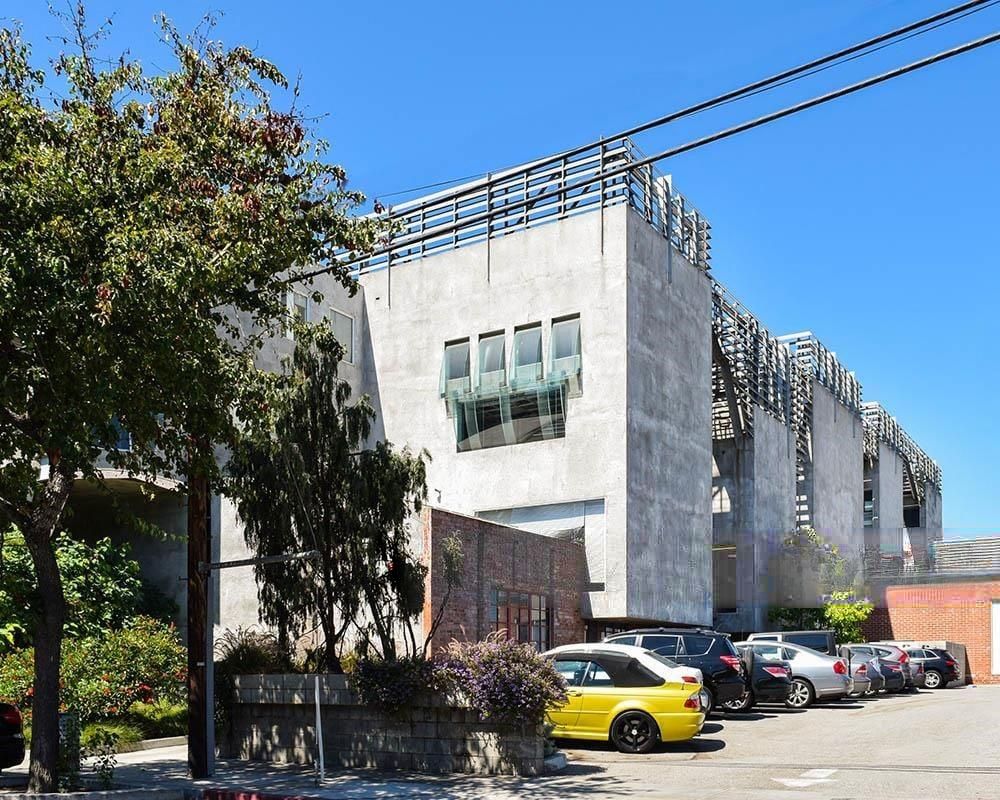 Conjunctive Points - 3535 Hayden Avenue photo 3