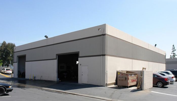 Warehouse Space for Rent at 2312 S Vineyard Ave Ontario, CA 91761 - #4