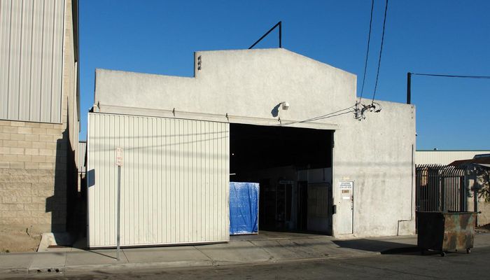 Warehouse Space for Rent at 1550 Hayes Ave Long Beach, CA 90813 - #2