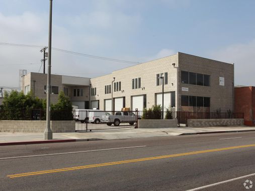 Flex Property For Lease