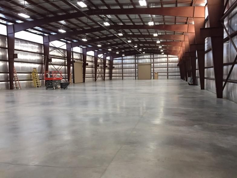 Port Commerce Business Park 4458 Genoa Red Bluff Rd photo 4