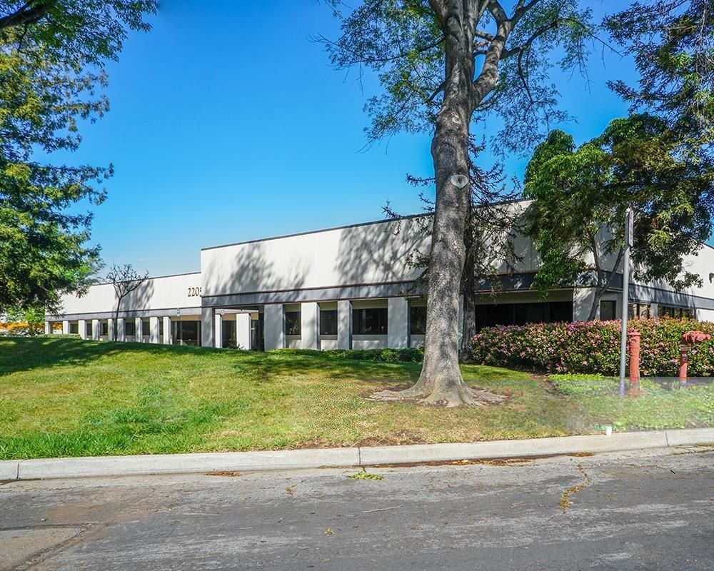 2205 Fortune Drive photo 3