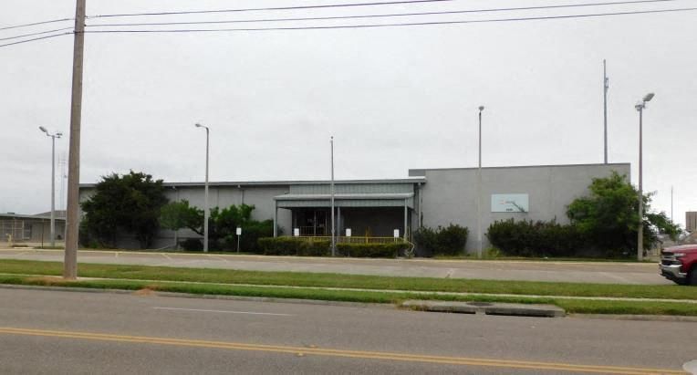 2510 Lipan photo 3
