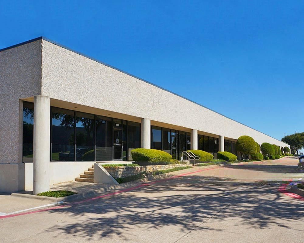 Midway Business Center photo 4