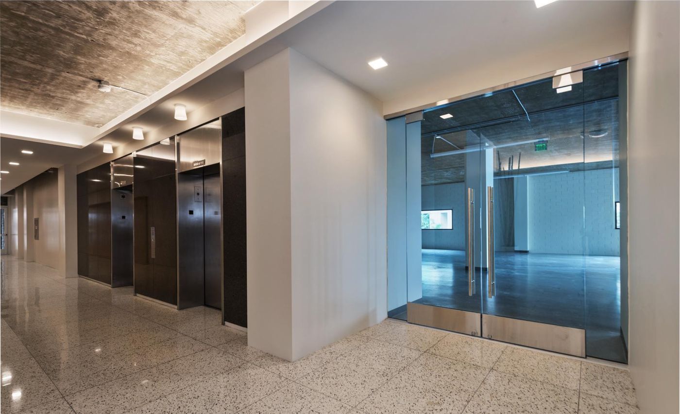 The Cahill Bldg photo 2