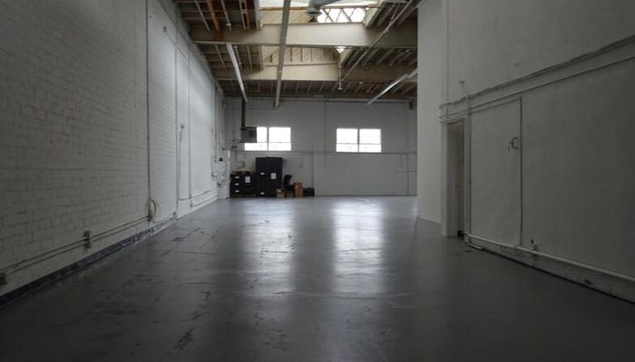 Warehouse Space for Rent at 8940-8942 Ellis Ave Los Angeles, CA 90034 - #4