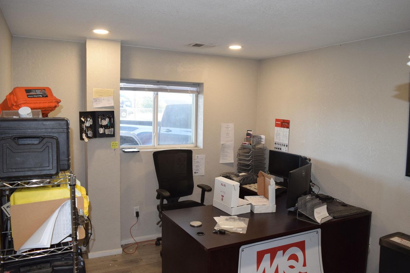 5,571 SF warehouse building on 55,000 SF lot photo 4