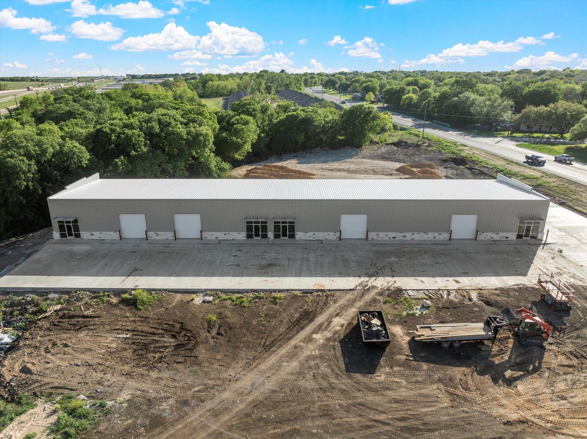 397 Enterprise Blvd photo 2
