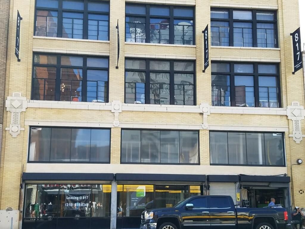 Office/Retail Property For Lease photo 1