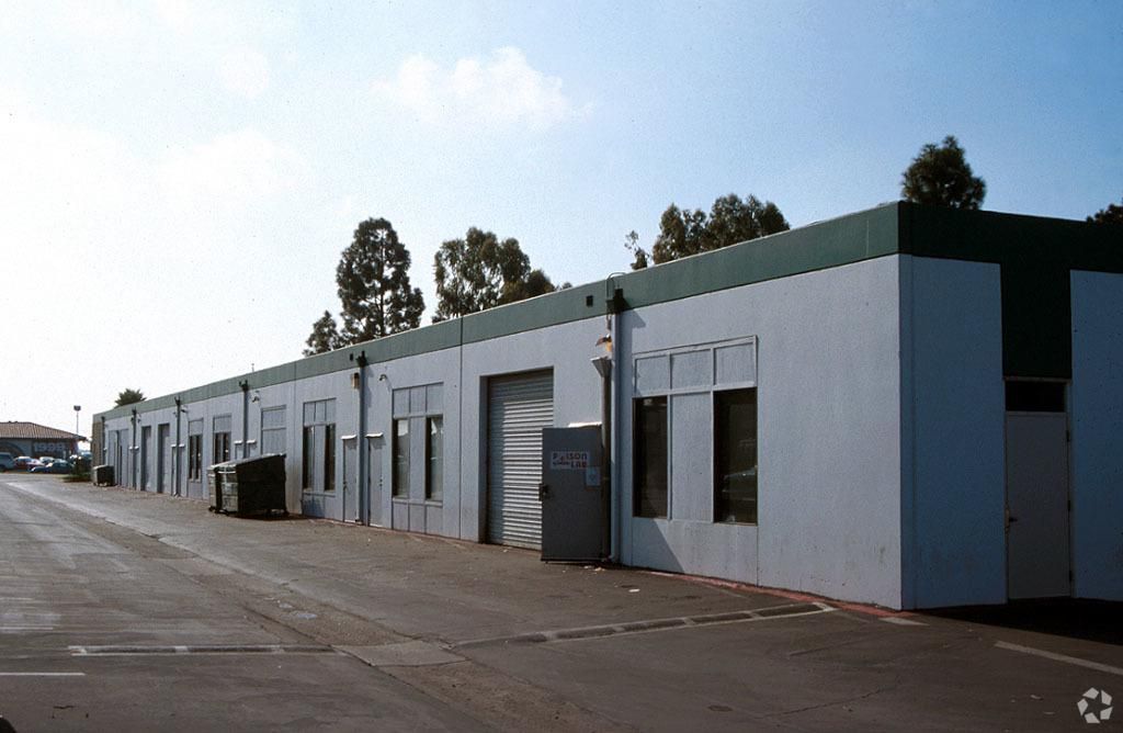 Bldg 6 photo 2