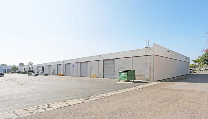 Warehouse Space for Rent at 3401-3419 W MacArthur Blvd Santa Ana, CA 92704 - #6