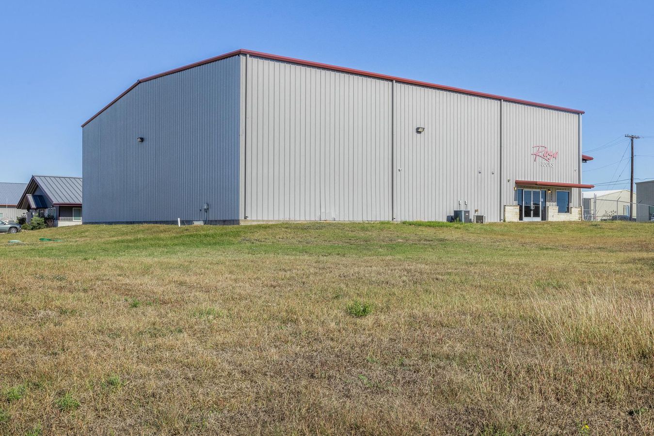 6022 Imperial Loop photo 4