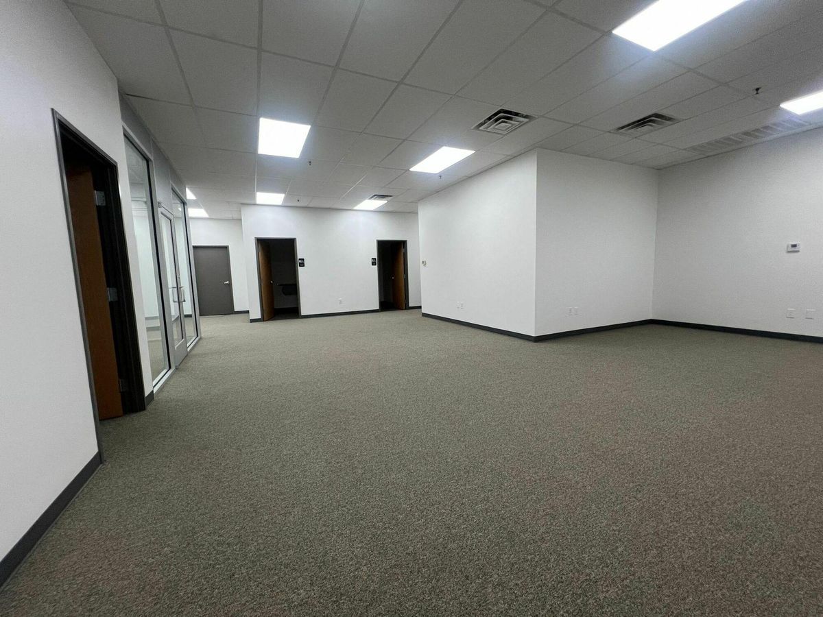 2055 Luna Drive photo 2