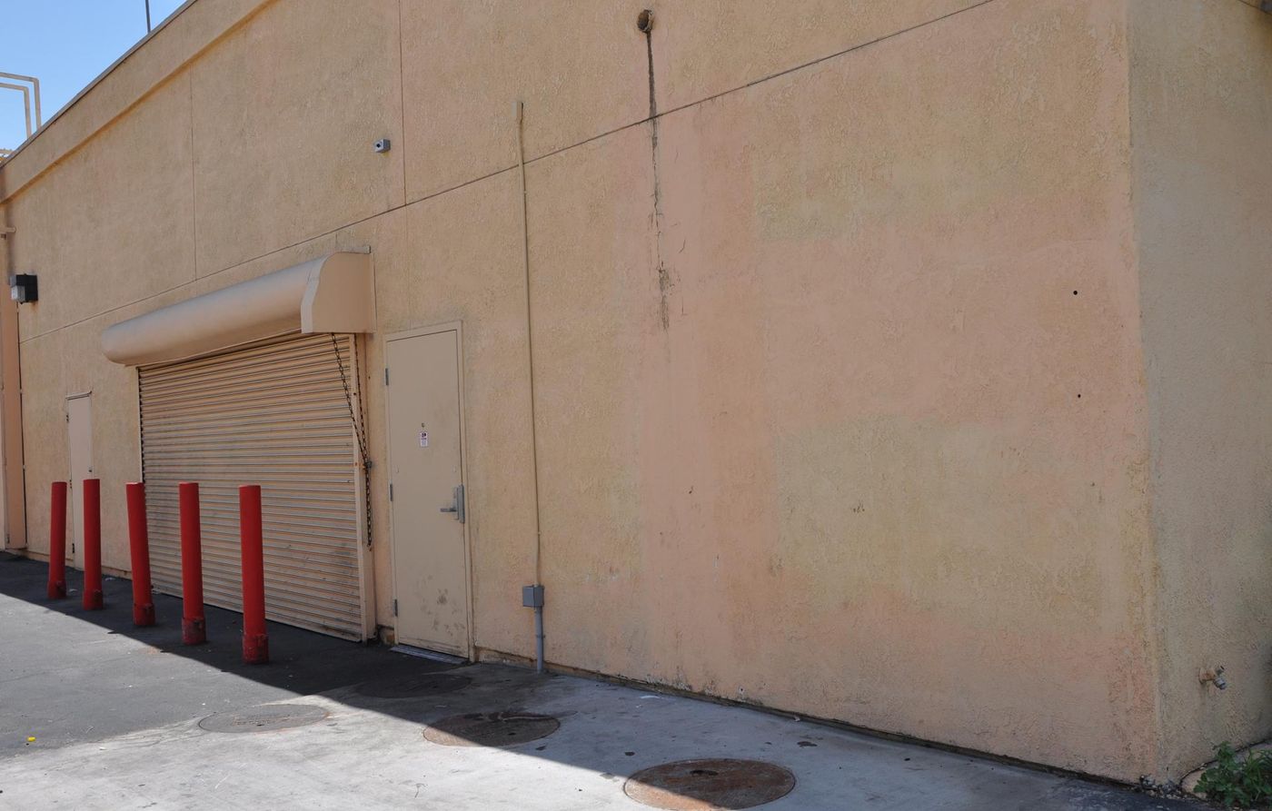 Fontana Warehouse photo 2