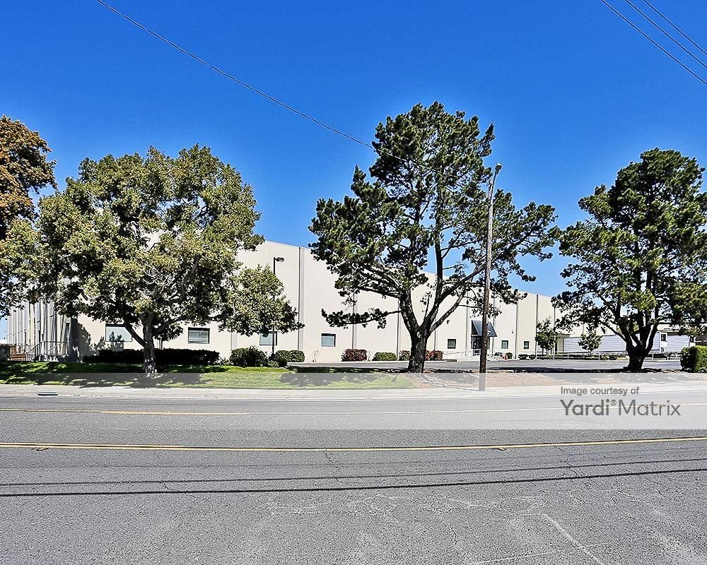 2021 Farallon Drive photo 4