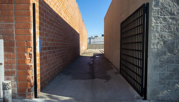 Warehouse Space for Sale at 418 W Chevy Chase Dr Glendale, CA 91204 - #12