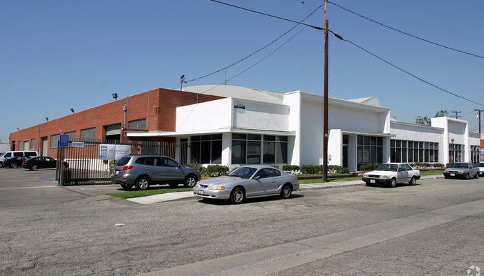 Warehouse Space for Rent at 12833-12839 Chadron Ave Hawthorne, CA 90250 - #4