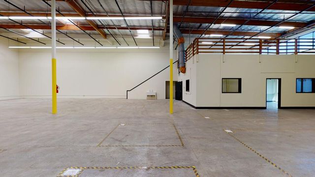 Somerset Business Center 7617-7621 Somerset Blvd
