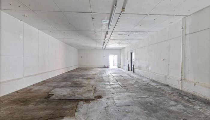 Warehouse Space for Rent at 410-420 E Beach Ave Inglewood, CA 90302 - #40