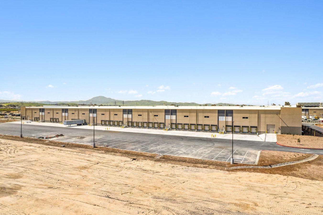 Contra Costa Logistics Center Building 3 photo 2