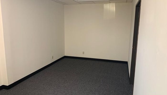 Warehouse Space for Rent at 7648-7654 San Fernando Rd Sun Valley, CA 91352 - #7