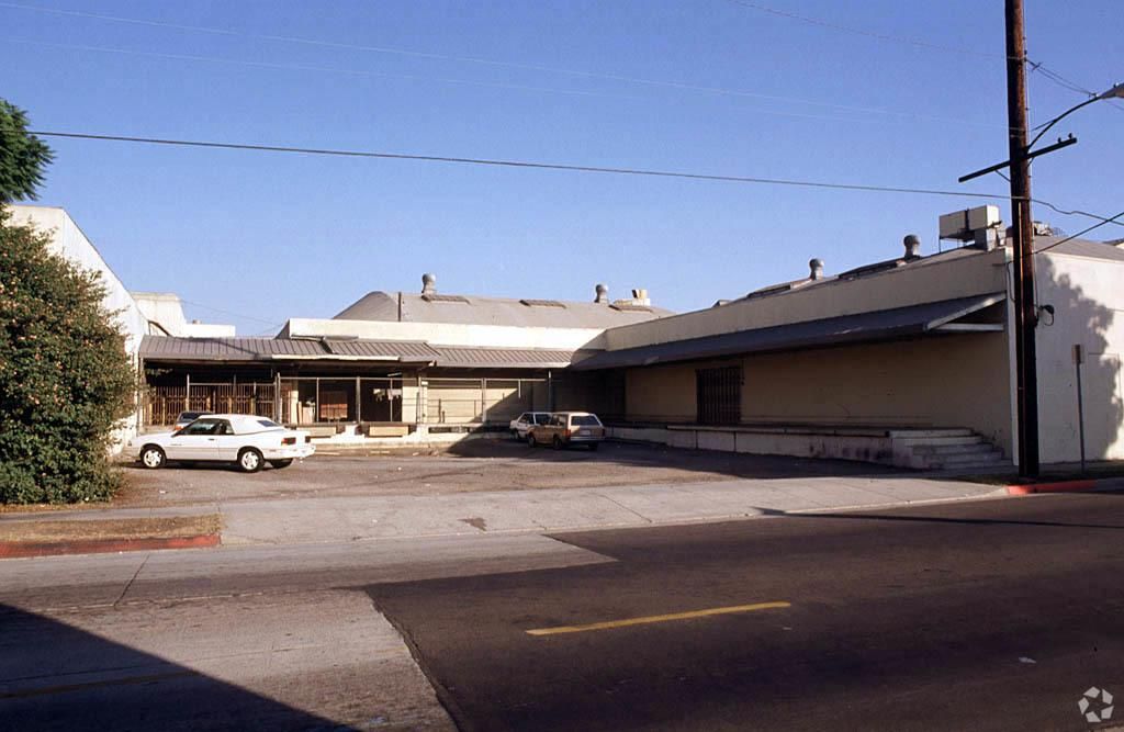 8122 Maie Ave, Los Angeles photo 3