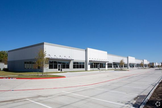 McKinney Industrial Center 415-465 Industrial Blvd