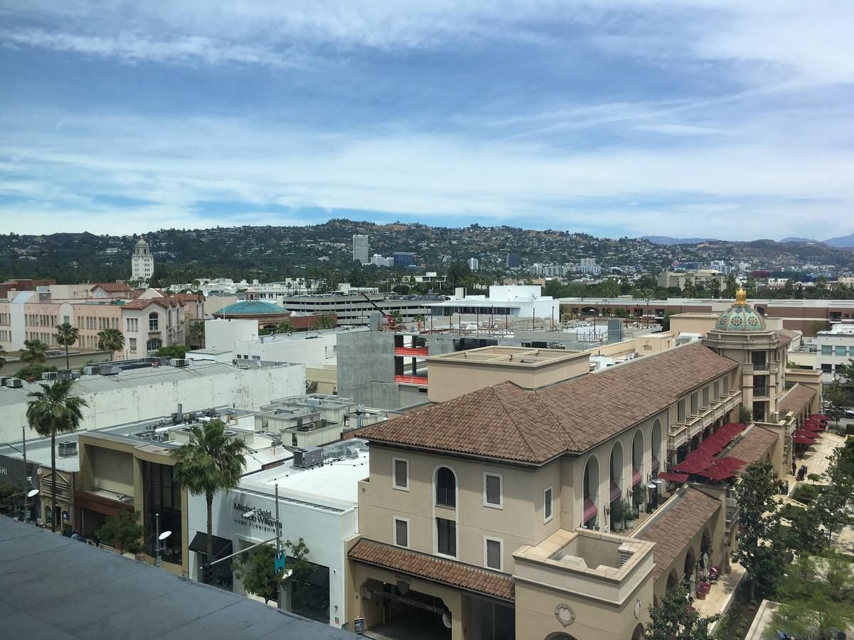 Wilshire Beverly Center photo 4