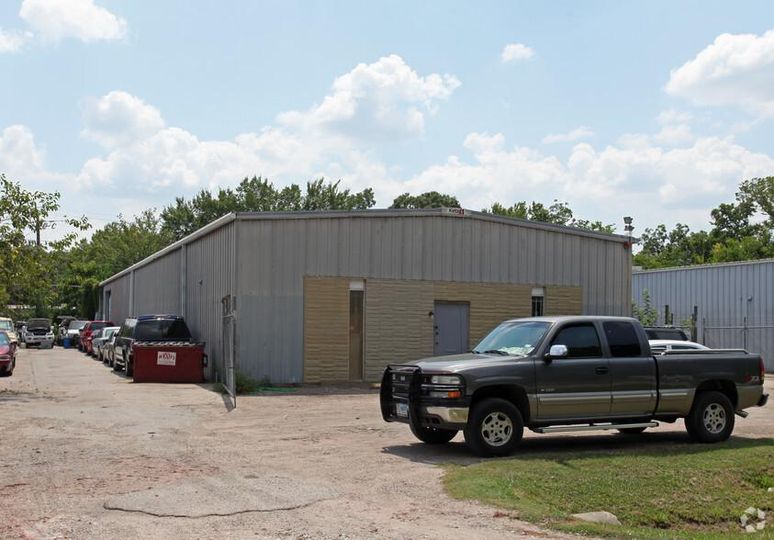 28 Cooper Rd